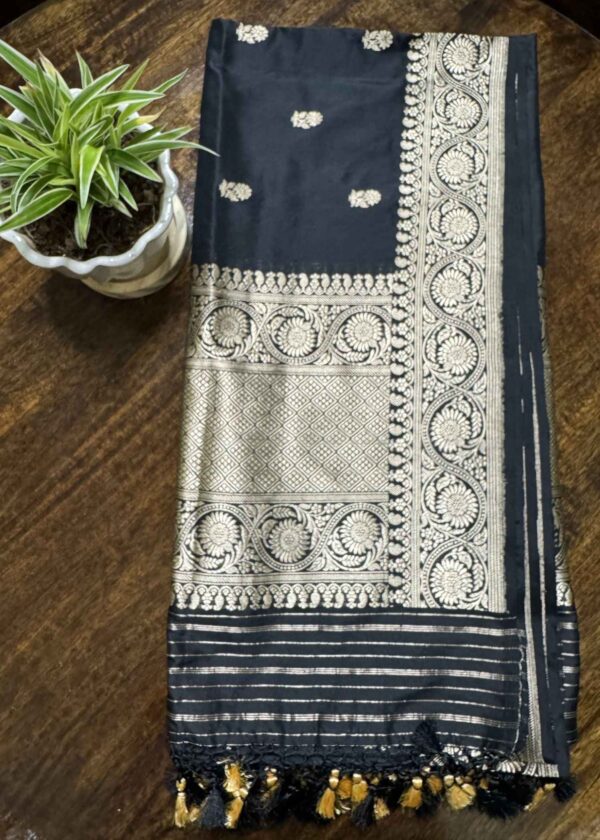 Black Katan Silk Kadhua Booti Dupatta