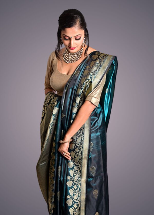 Bottle Green & Gold Toned Ethnic Katan Silk Saree