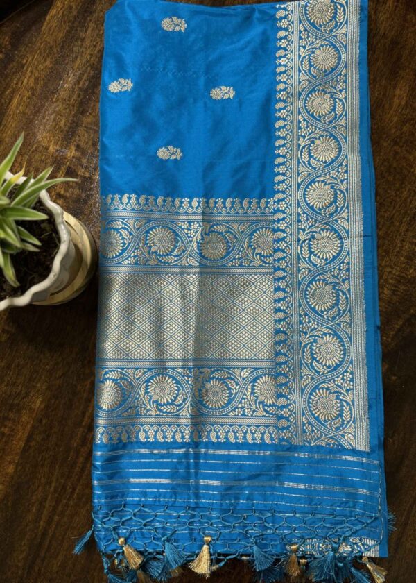 Blue Katan Silk Kadhua Booti Dupatta