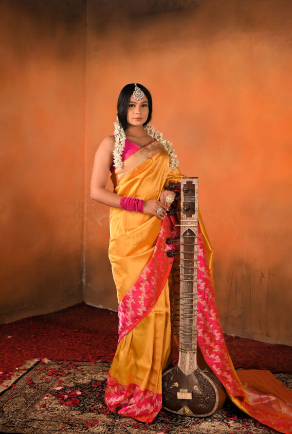 Yellow & Hot Pink Pure Katan Silk Tanchoi Weave Banarasi Saree. Category- Katan Silk