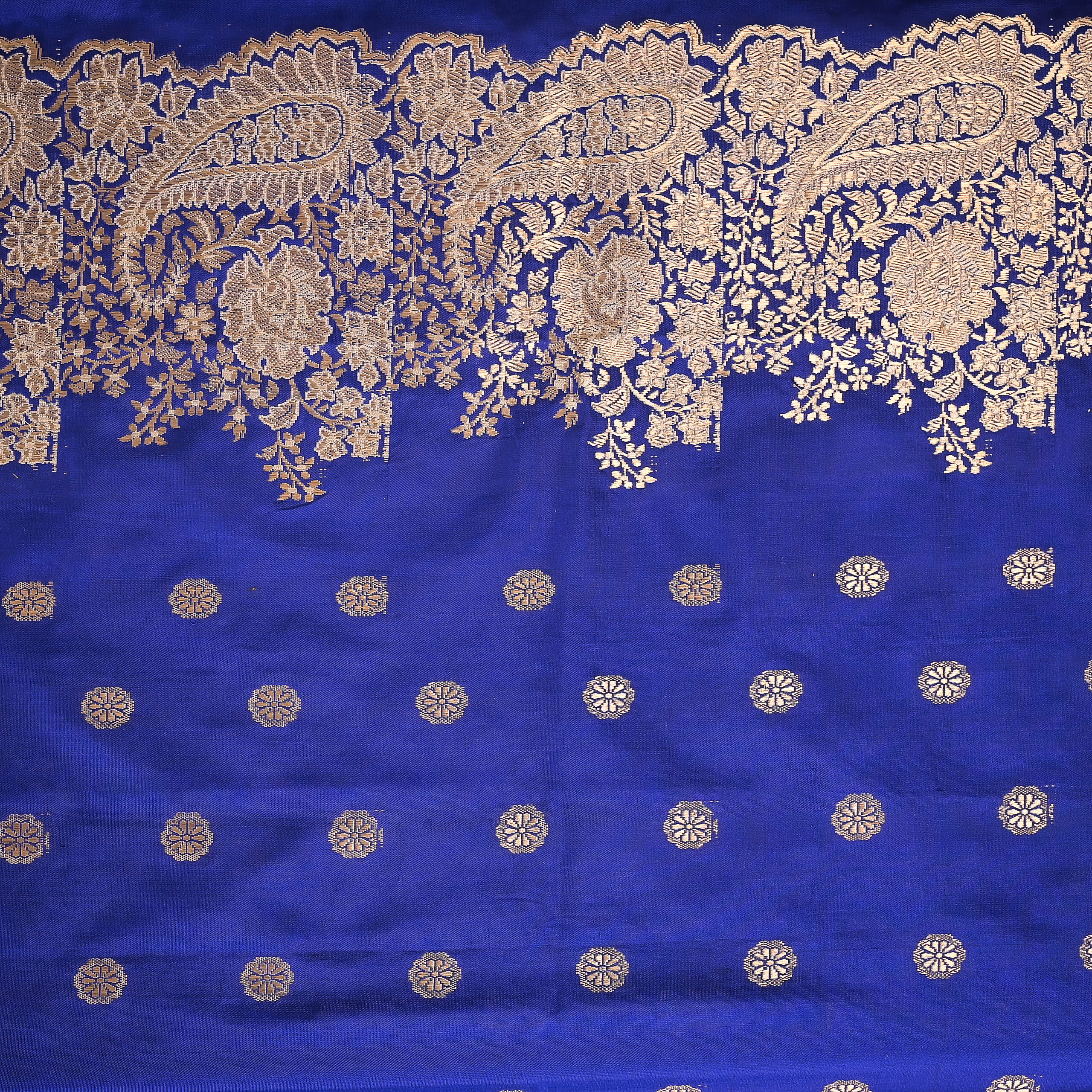 Royal Blue Pure Katan Silk Saree with Alfi Zari Border & Pallu. Category- Katan Silk - Image 3