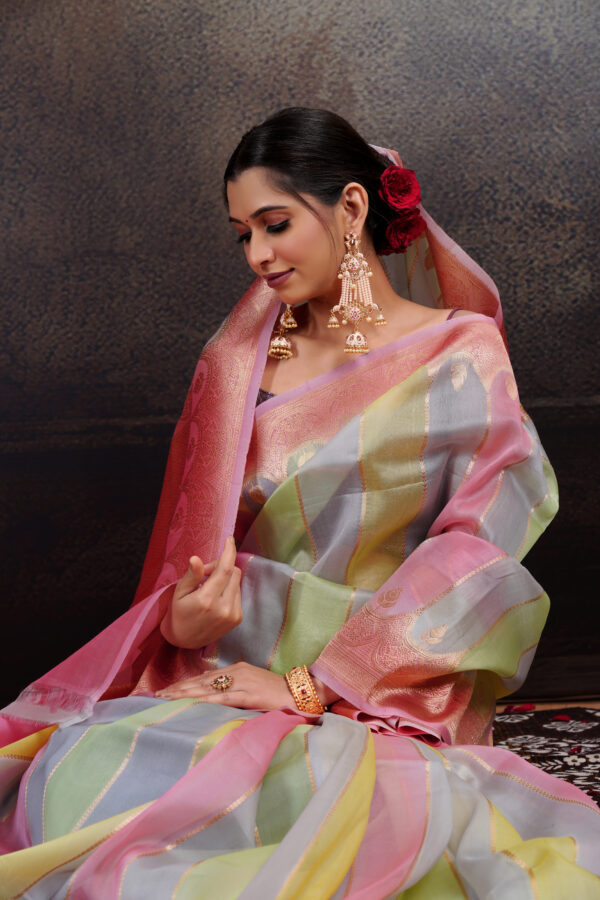 Pure Kora Rangkat Banarasi Saree in Light Pink with Gold Zari Kadhua Work