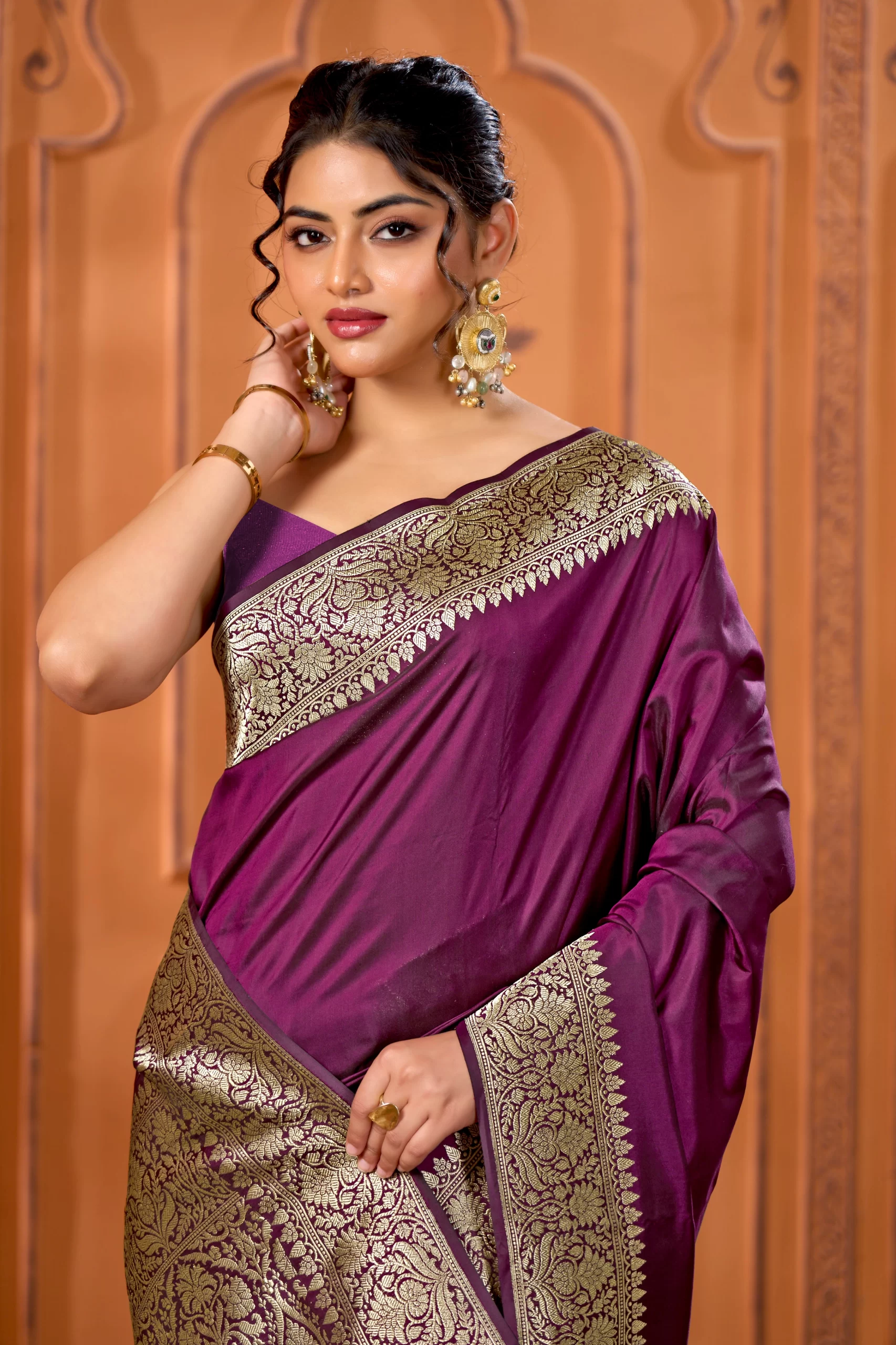 Pure Katan Silk Mid-night blue Saree - Image 3