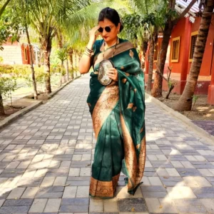 Swati Raut
Thank you so much for this wonderful saree