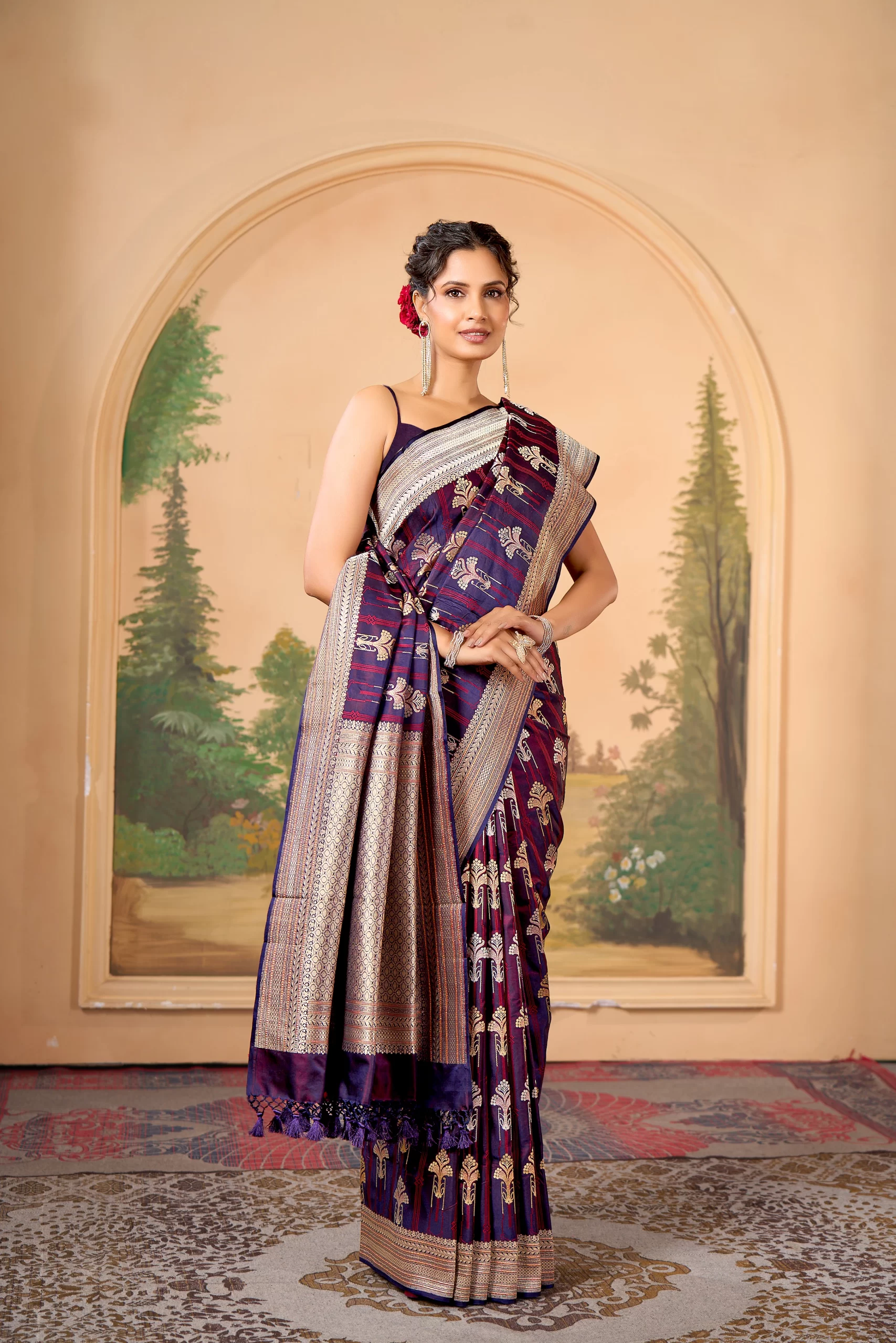 Banarasi Tanchoi Katan Silk Saree - Image 2